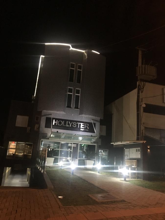 Hotel Hollyster